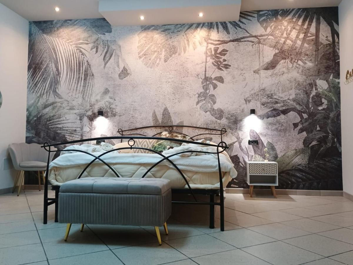 Al Vico Bartoli Suite Room Mazzarino Eksteriør billede