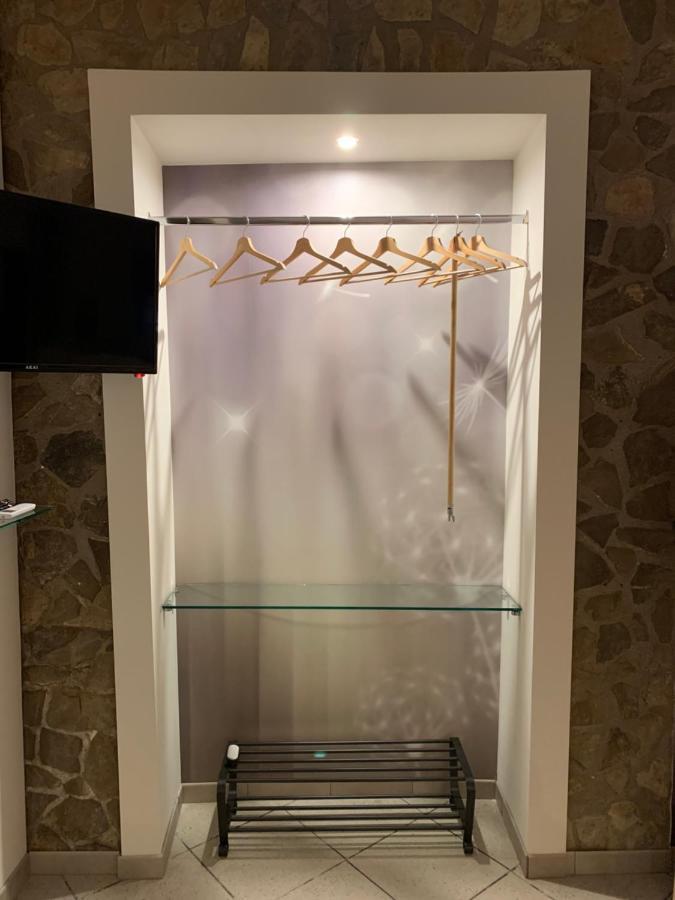 Al Vico Bartoli Suite Room Mazzarino Eksteriør billede