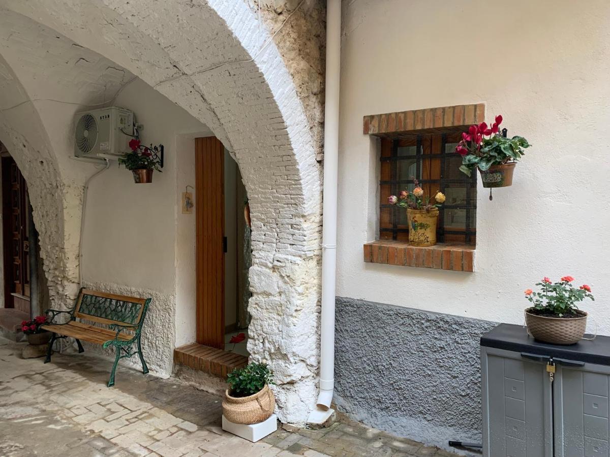 Al Vico Bartoli Suite Room Mazzarino Eksteriør billede