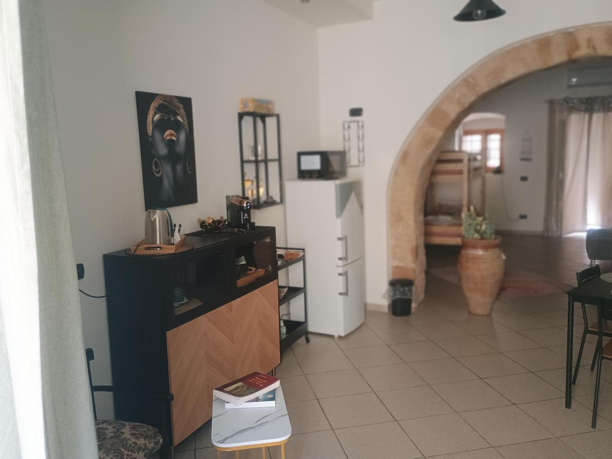 Al Vico Bartoli Suite Room Mazzarino Eksteriør billede